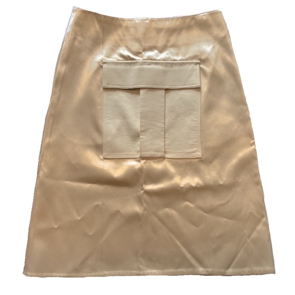 CÉLINE satin front pocket skirt in cream - Picture 1 of 7